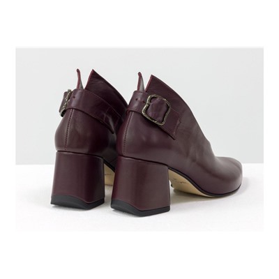 Дизайнерские туфли перчатки (glove shoes) с ремешком, на невысоком обтяжном каблуке, выполнены из натуральной итальянской кожи бордового цвета, Новая Коллекция от Gino Figini, Т-2056-03