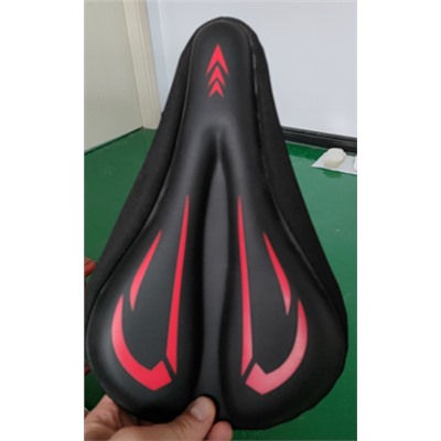 Чехол на велосипедное седло 28х18х3 см. COMIRON SALZACH. Материал: Silicone-Sponge-PU leather. С затяжкой. Черный /уп 50/