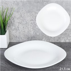 Тарелка квадратная 215 мм плоская белая / KWH85 (white ) /уп 48/