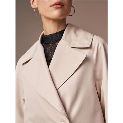 Плащ женский светло-бежевый