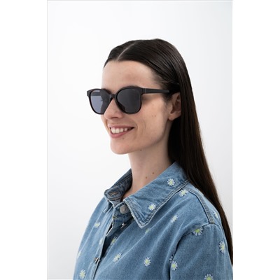 Солнцезащитные очки INVU IB22504C