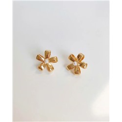 Стильные серьги