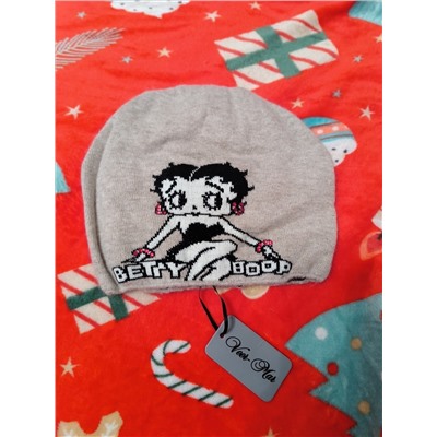 Шапка женская бежевая натуральная шерсть