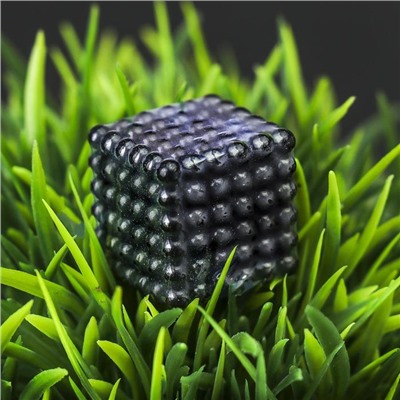 Неокуб-антистресс «Магнитный конструктор», 216 шариков, d=0.3 см, чёрный, 1.8×1.8 см