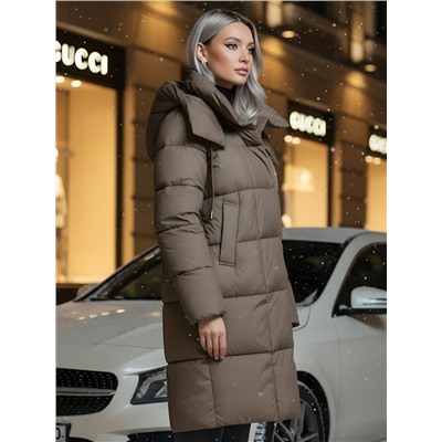 Пальто зимнее утепленное с капюшоном женское коричневого цвета 7700K