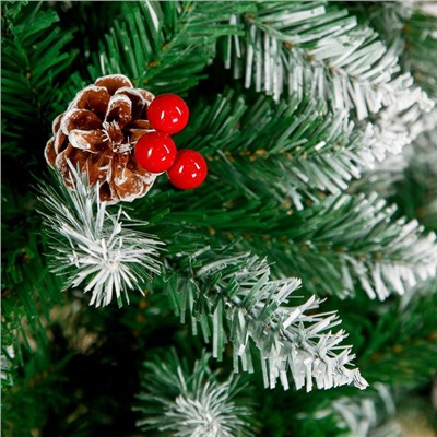 Искусственная ёлка с инеем «Зимнее волшебство. Ягодка», 150 см, d нижнего яруса 95 см, 370 ПВХ веток на крючках