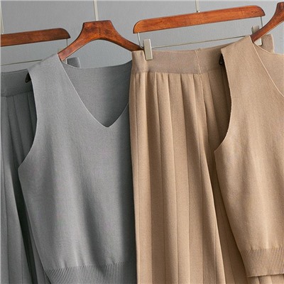 Eleganzza  Костюм женский  P-363