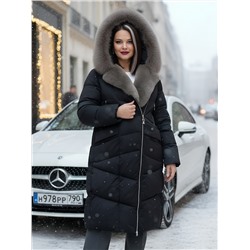 Двубортное пальто зимнее утепленное с мехом и капюшоном черного цвета 7626Ch