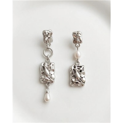 Стильные серьги