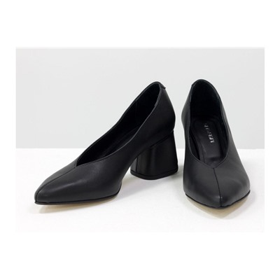 Дизайнерские туфли перчатки (glove shoes) на невысоком обтяжном каблуке, выполнены из натуральной итальянской кожи черного цвета, Новая Коллекция от Gino Figini, Т-2050-12