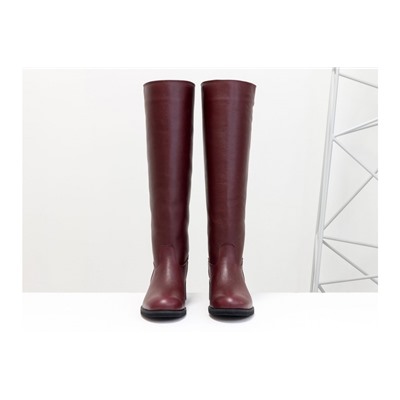 Высокие сапоги свободного одевания (Ридинги, riding boots) из натуральной плотной кожи бордового цвета, на невысоком каблуке,  Коллекция Осень-Зима от Gino Figini, М-2189-01