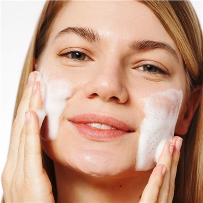 Пенка для умывания с АНА-кислотами (огурец), 150 мл