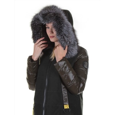 8186 DK. GREEN DK. GREEN Пальто женское с натуральным мехом Jarius