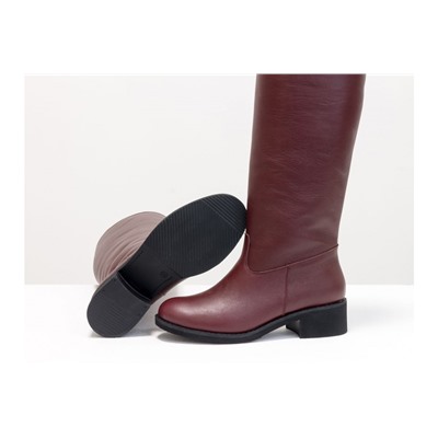Высокие сапоги свободного одевания (Ридинги, riding boots) из натуральной плотной кожи бордового цвета, на невысоком каблуке,  Коллекция Осень-Зима от Gino Figini, М-2189-01
