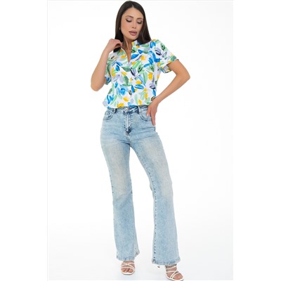 Блузка белая с цветочным принтом