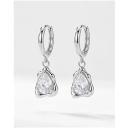 Стильные серьги