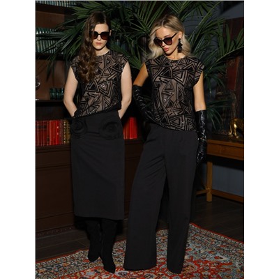 Блузка чёрная из сетки с пайетками