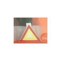 Фонарь задний COMIRON "TRIANGLE" суперлегкий; свет LED; аккум 250mAh; влагозащита IP64. /уп 50/