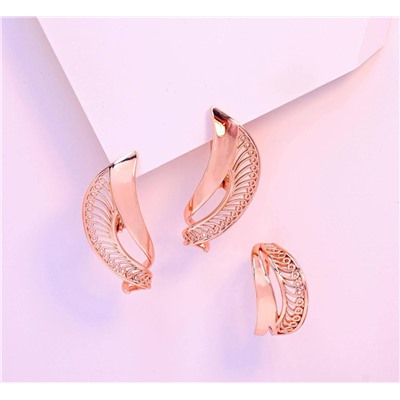 Набор: Кольцо и Серьги бижутерия