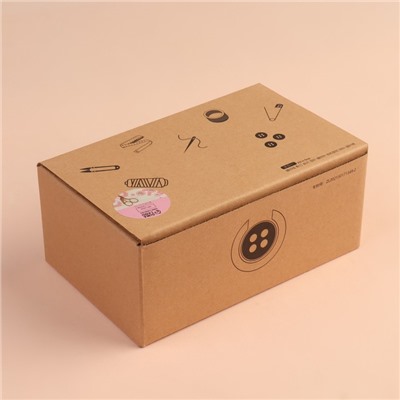 Швейный набор Premium, 43 предмета, в двухъярусном боксе, 15.5×6 см, МИКС
