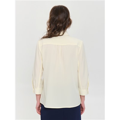 Блузка с оригинальным кроем рукава
