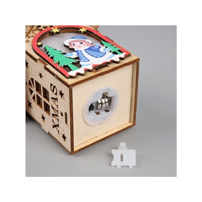 Ёлочная игрушка «Домик со Снегурочкой», 11х8.5х7.5 см, 1 LED, от батареек, свечение тёплое белое