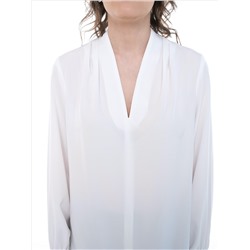 Блузка молочного цвета с длинным рукавом