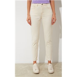 Джинсы женские прямые F312-0124 светло-бежевые