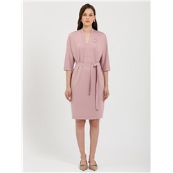 Платье трикотажное розовое с брошкой