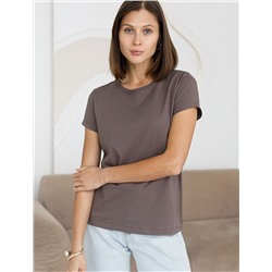 Базовая футболка полуприлегающая из премиального хлопка с эластаном