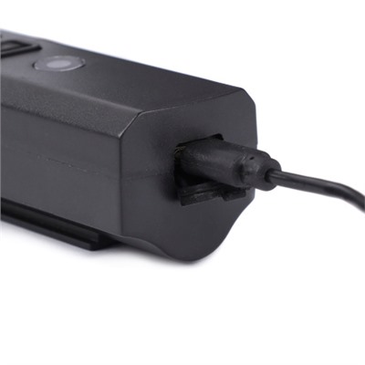 Фонарь передний COMIRON "DIGITAL" корпус: ABS+PC; свет: 260lm; аккум 1500 mAh, Type-C; влагозащита IP67. /уп100/