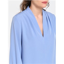 Блузка василькового цвета с длинным рукавом
