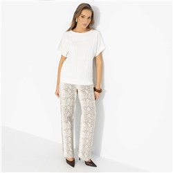 Футболка для сотни образов, Всегда иначе (молочная)