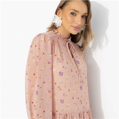 Платье в стиле бохо, Поразительно красива (романтика)