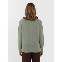 Свитер вязаный оливкового цвета