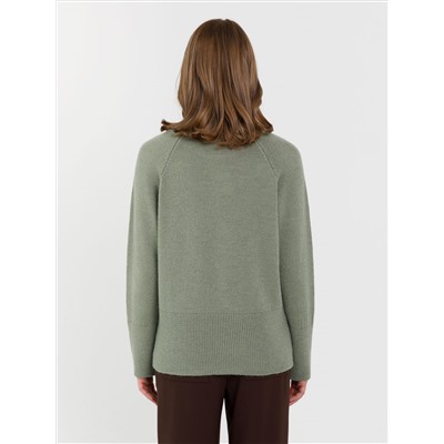 Свитер вязаный оливкового цвета