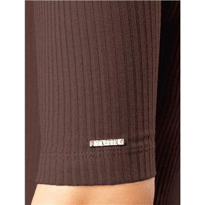 Футболка из трикотажа в широкий рубчик