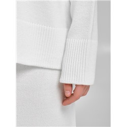 Свитер вязаный с ажурным рисунком