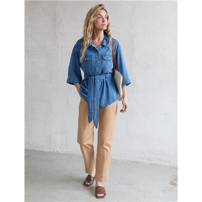 Удлиненная блузка с поясом и карманами из джинсового лиоцелла