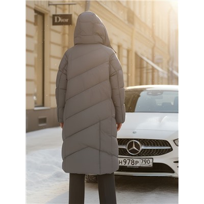 Пальто зимнее утепленное с капюшоном женское темно-серого цвета 7748TC