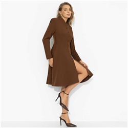 Платье на подплечниках, Ревную себя