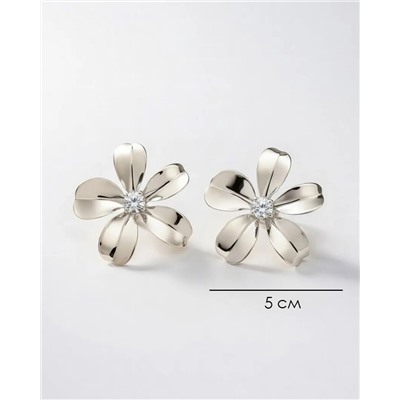 Стильные серьги