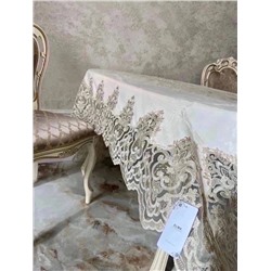 Скатерть велюр с ажуром по краю и по центру Итальяно