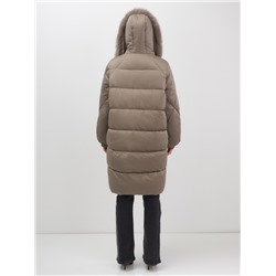 Пальто зимнее утепленное с мехом и капюшоном тренд коричневого цвета 7629K
