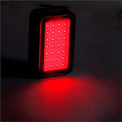 Фонарь задний интеллектуальный COMIRON "KULLEN" корпус анодированный CNC alloy, IP66; свет COB(28LED) 200lm, 3.7V 330mAh, USB, 7 режимов /уп 100/
