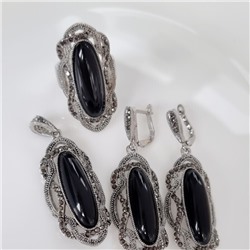 Крупный комплект ювелирной бижутерии с камнем серьги, кулон и кольцо 17 р, покрытие: посеребрение, вставка: фианиты и ювелирный пластик, цвет: графитовый и черный, арт.314.569-17