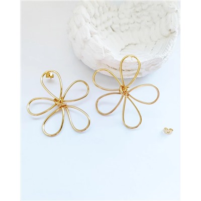 Стильные серьги