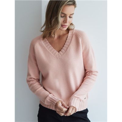 Джемпер с V вырезом из мягкой пряжи с кашемиром