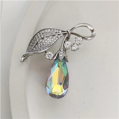 Брошь с кристаллами Swarovski