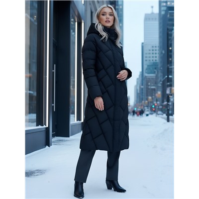 Пальто утепленное стеганное зимнее с капюшоном женское черного цвета 9612Ch